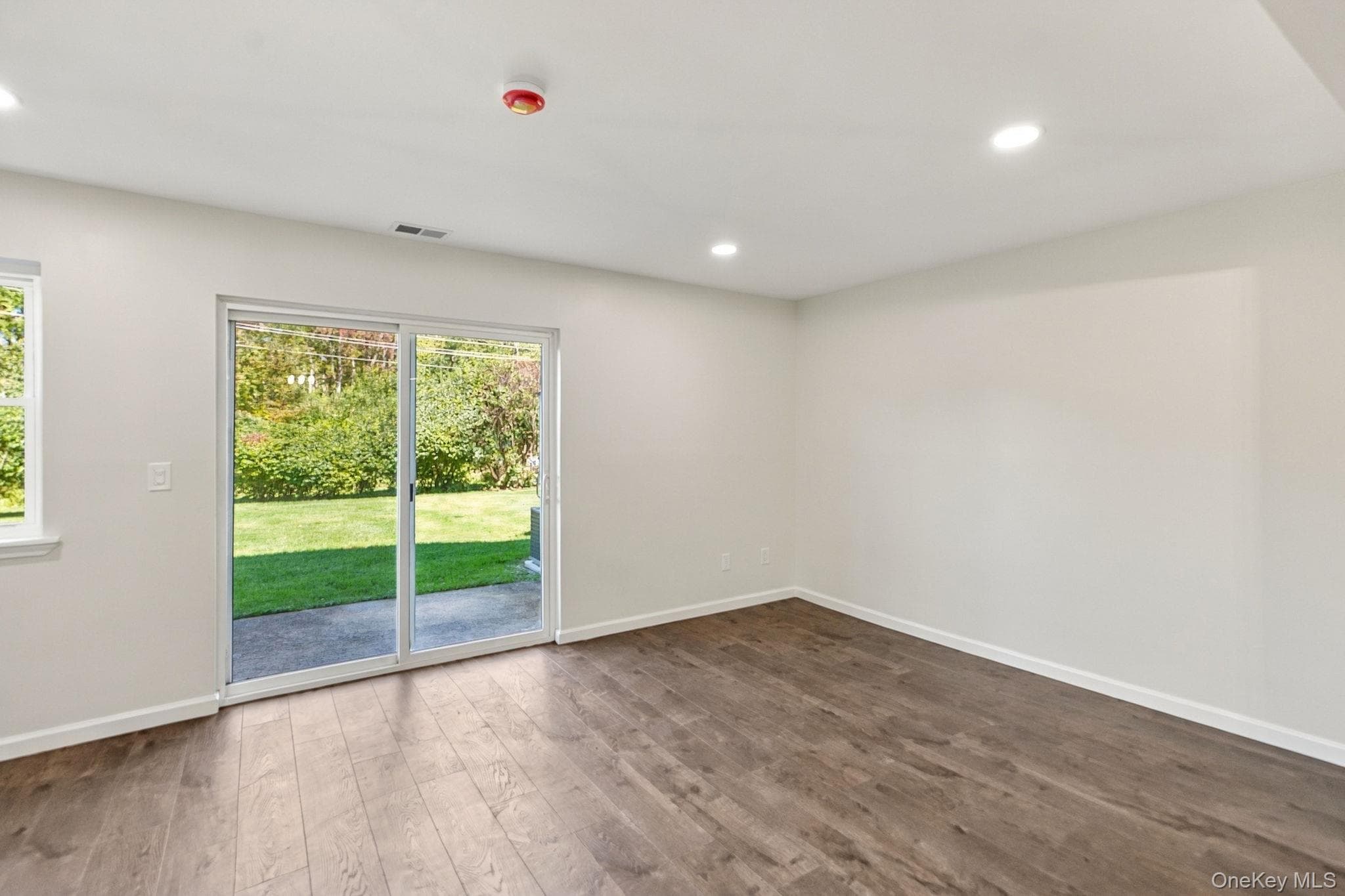 276 Temple Hill Road Unit: 1305 thumbnail 14