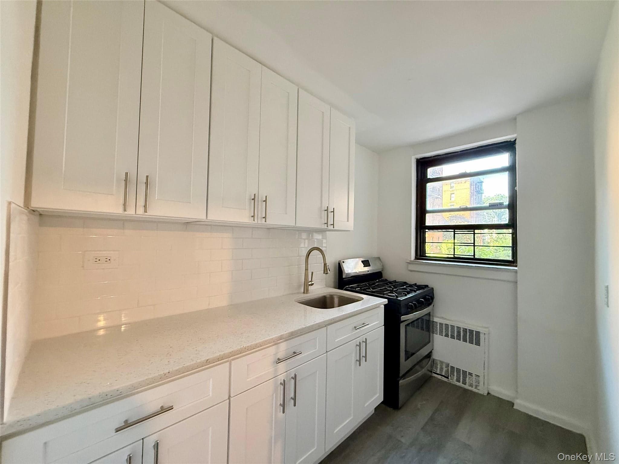 112-50 Northern Boulevard Unit: 1A thumbnail 9