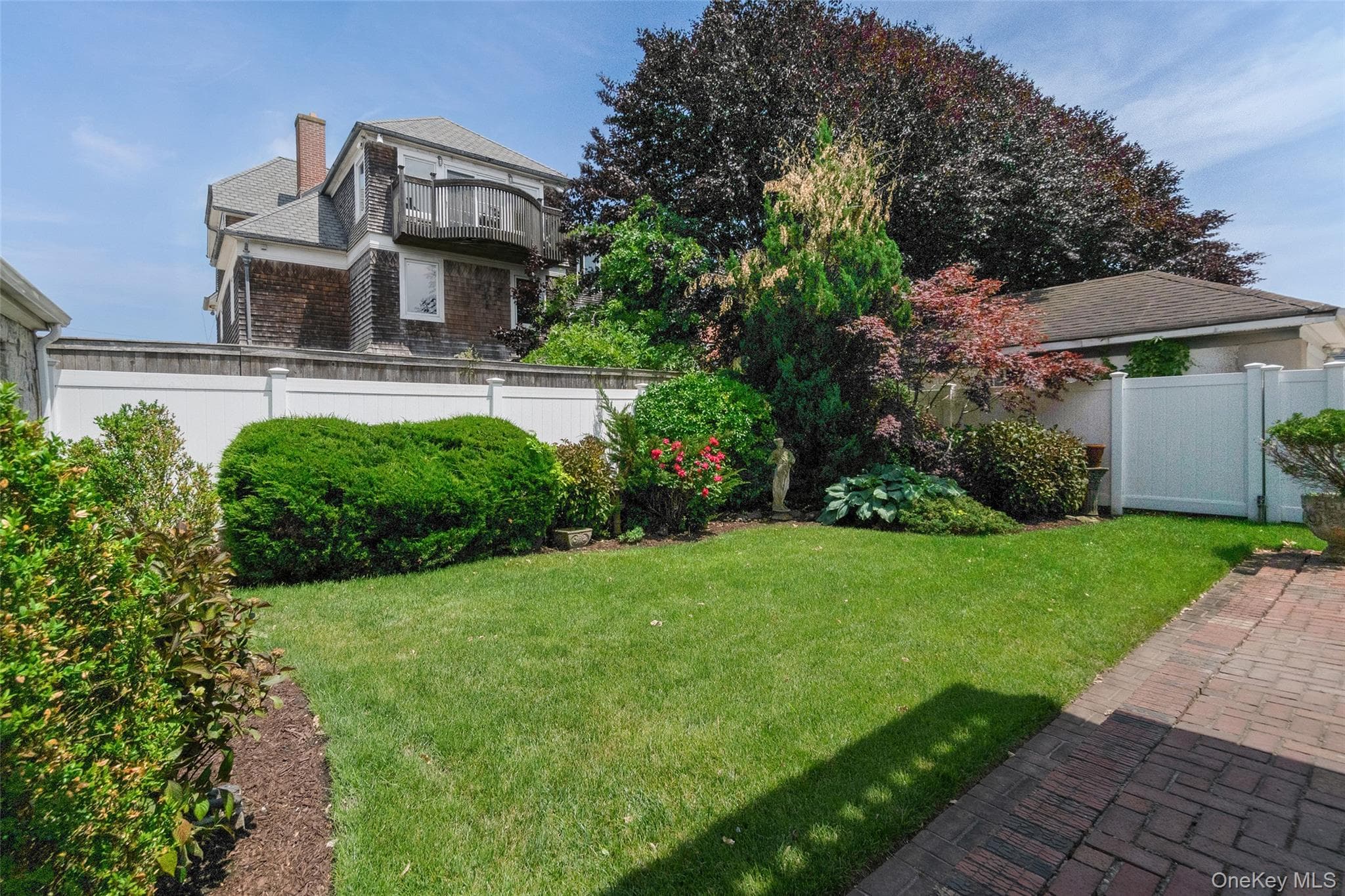 176 Beach 143rd Street thumbnail 31