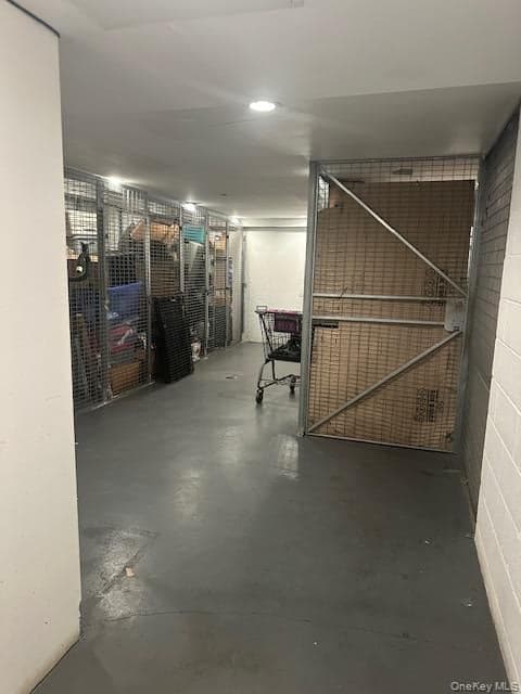 4511 Broadway thumbnail 4