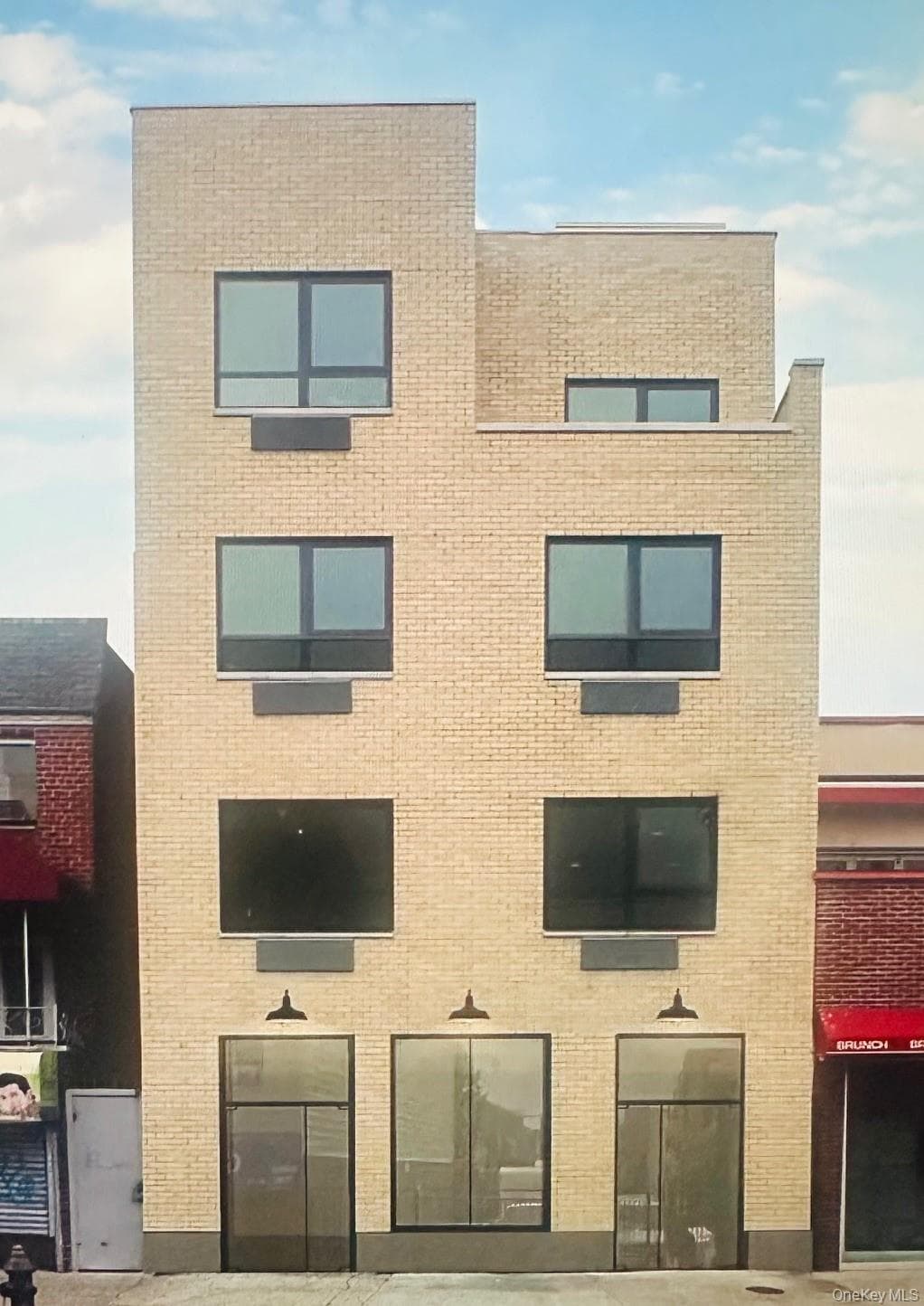 4511 Broadway photo 1