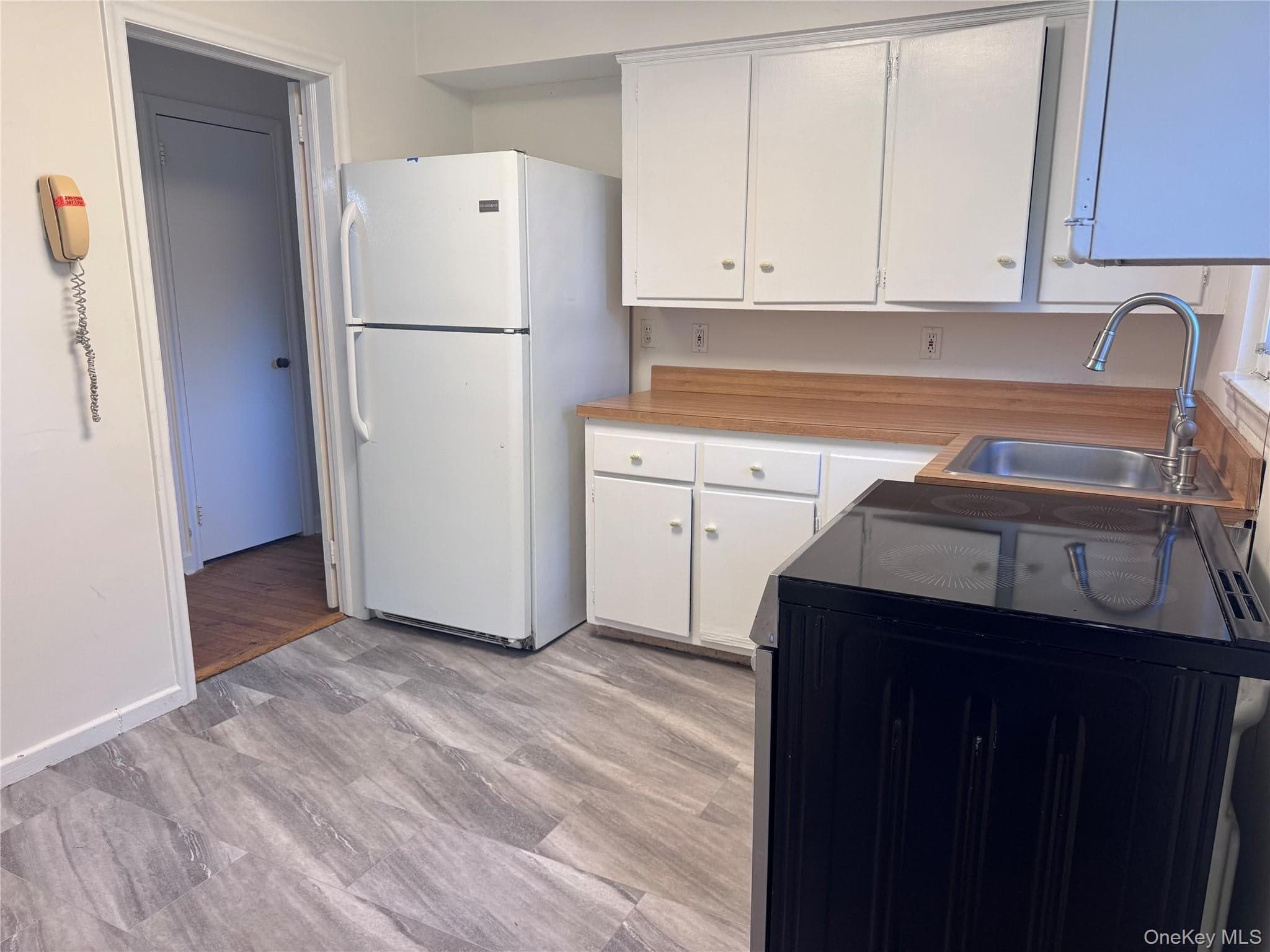 625 Knollwood Drive thumbnail 5