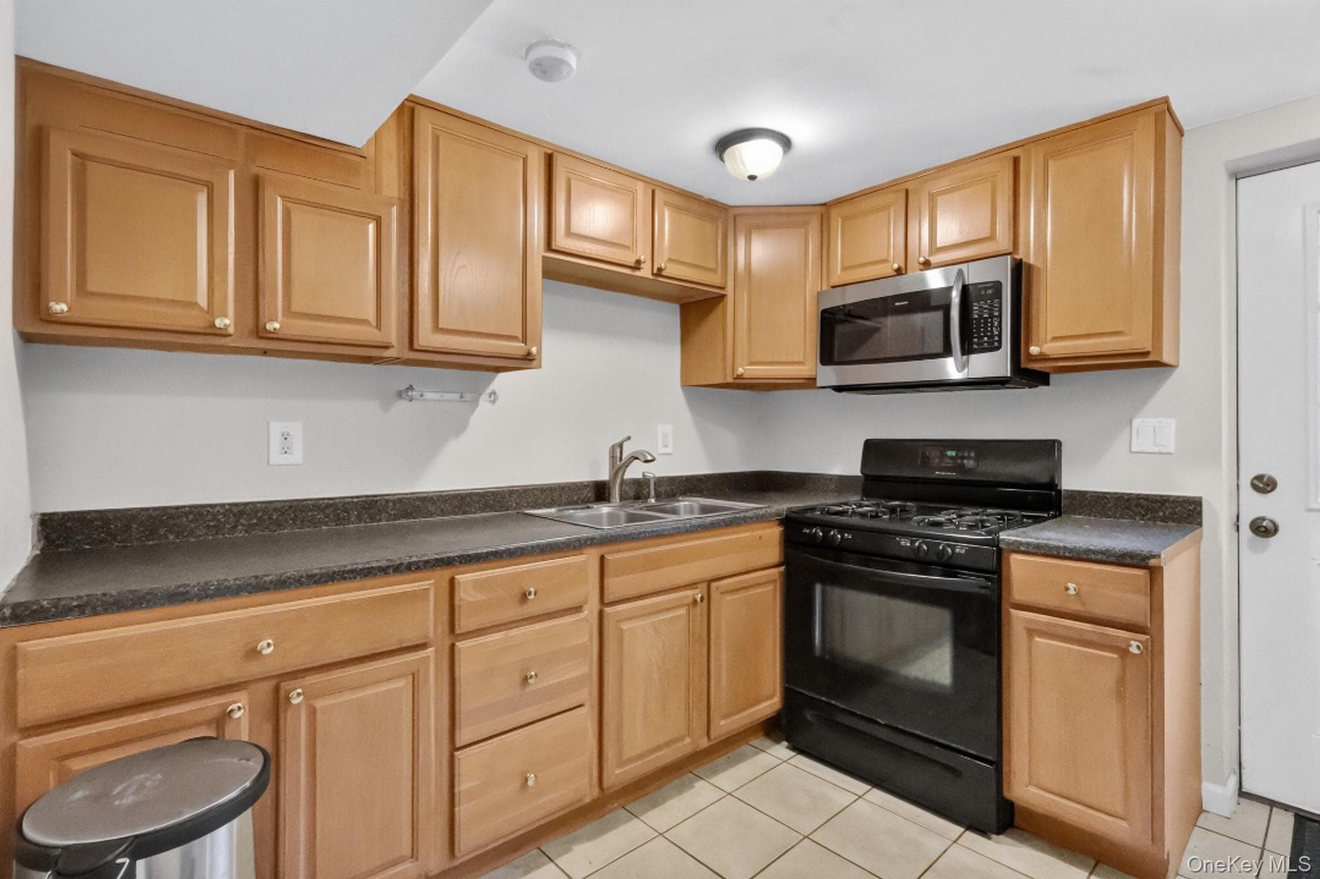14 Branch Lane thumbnail 14