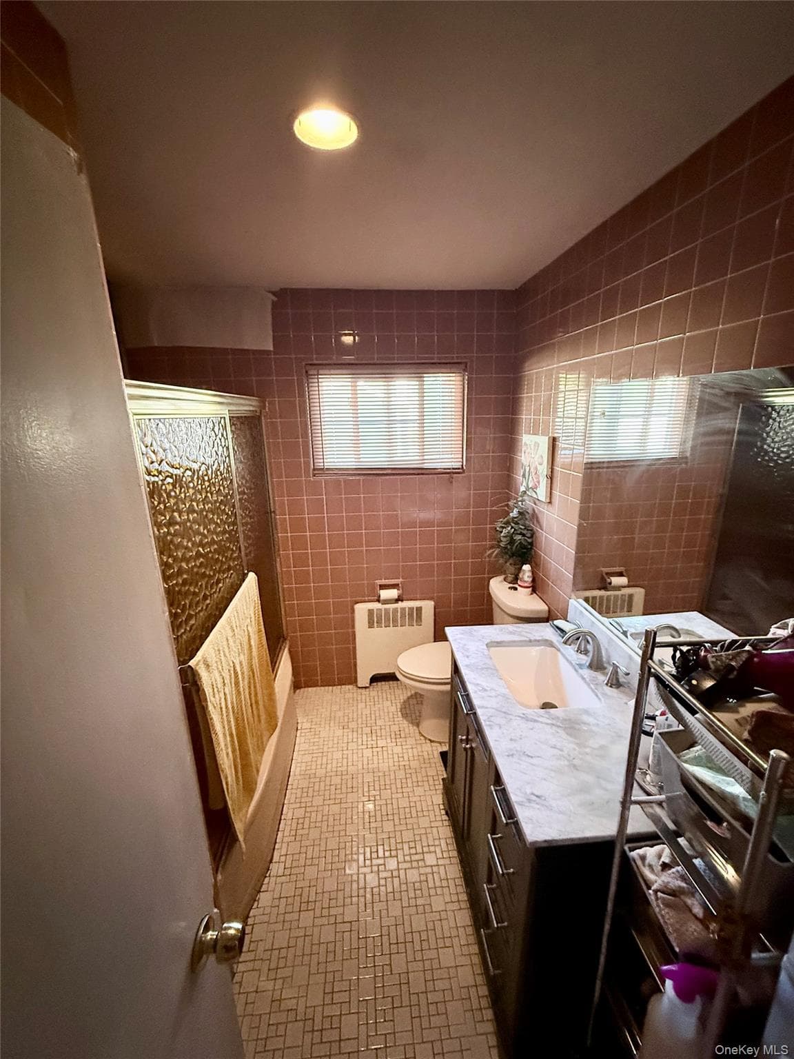 685 Seabury Avenue thumbnail 10