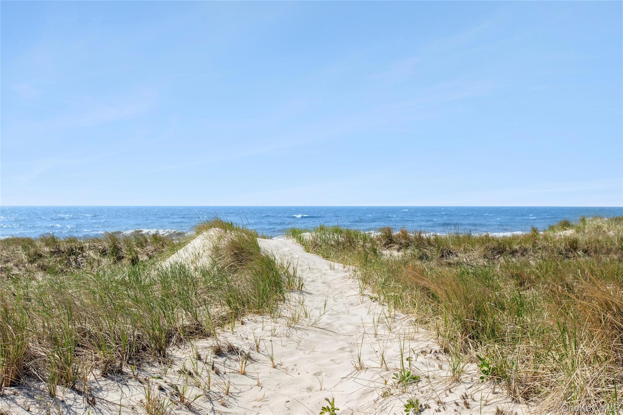 627 Dune Road thumbnail 20