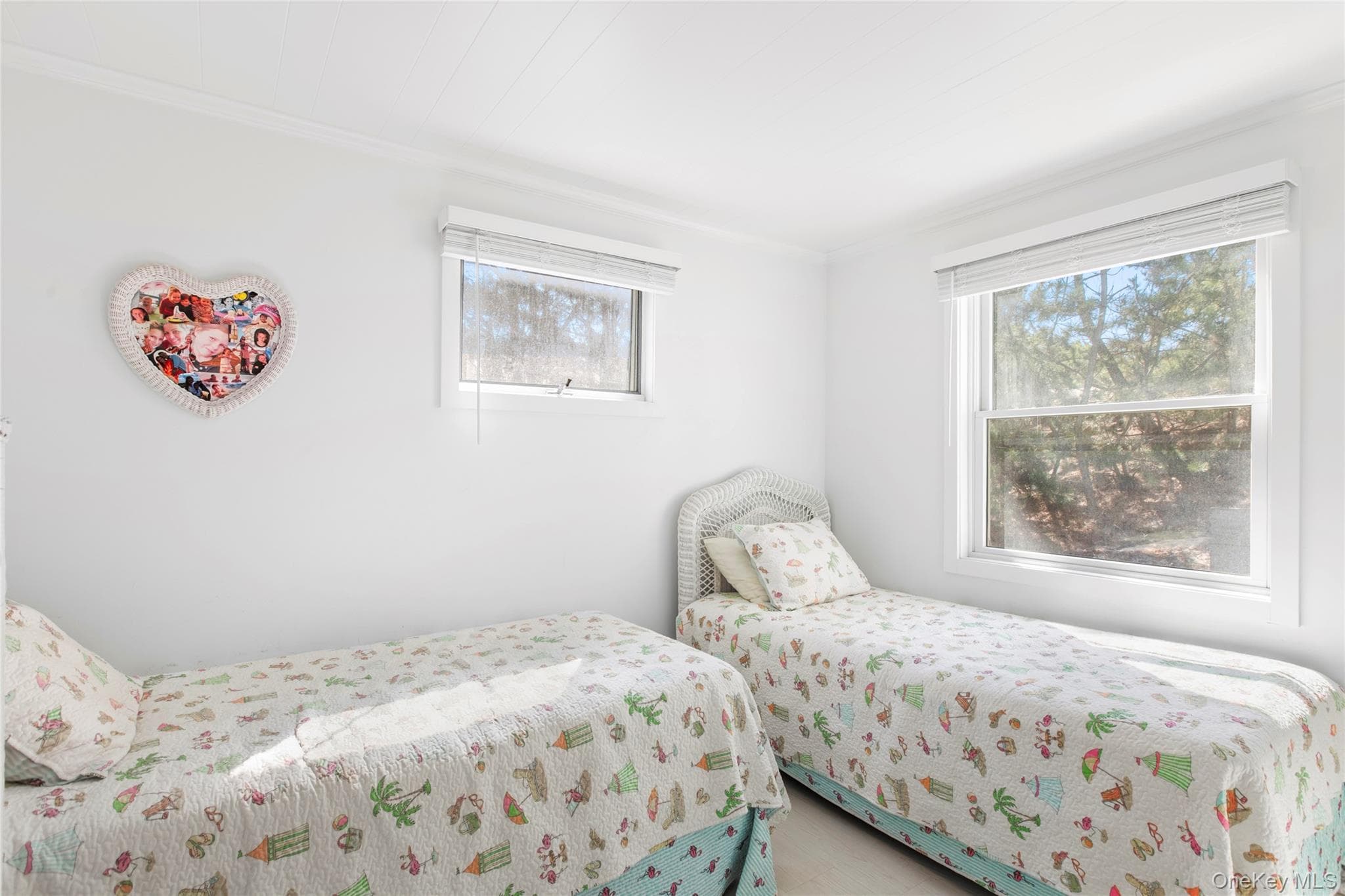 627 Dune Road thumbnail 17