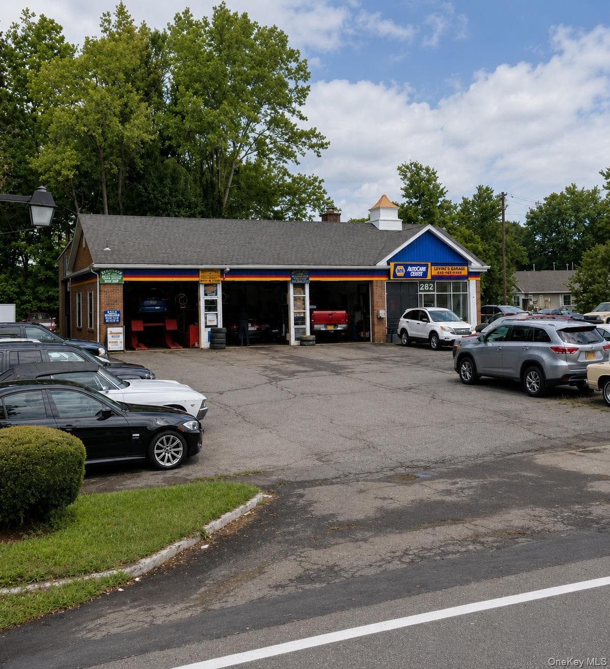262 Quassaick Avenue thumbnail 4