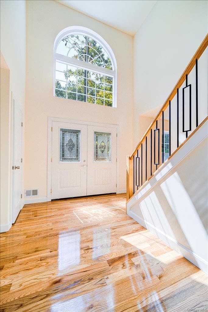 677 Marsh Road thumbnail 6