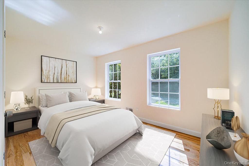 677 Marsh Road thumbnail 19