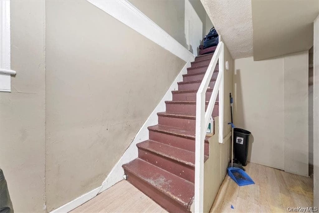 100 Carson Avenue thumbnail 12