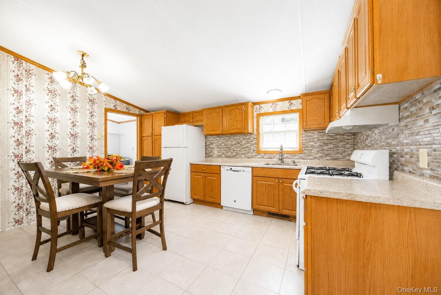 42 Feller Court thumbnail 12