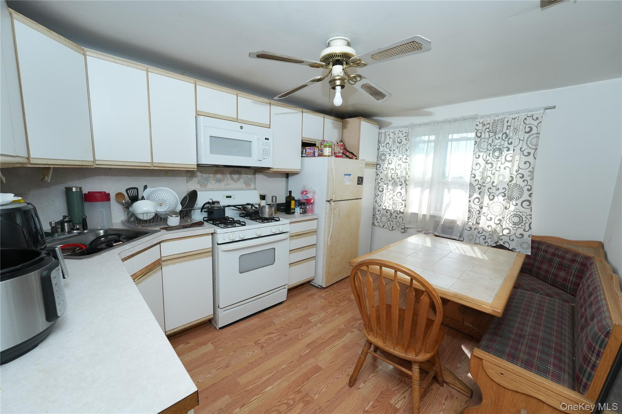 368 Merrifield Avenue thumbnail 12