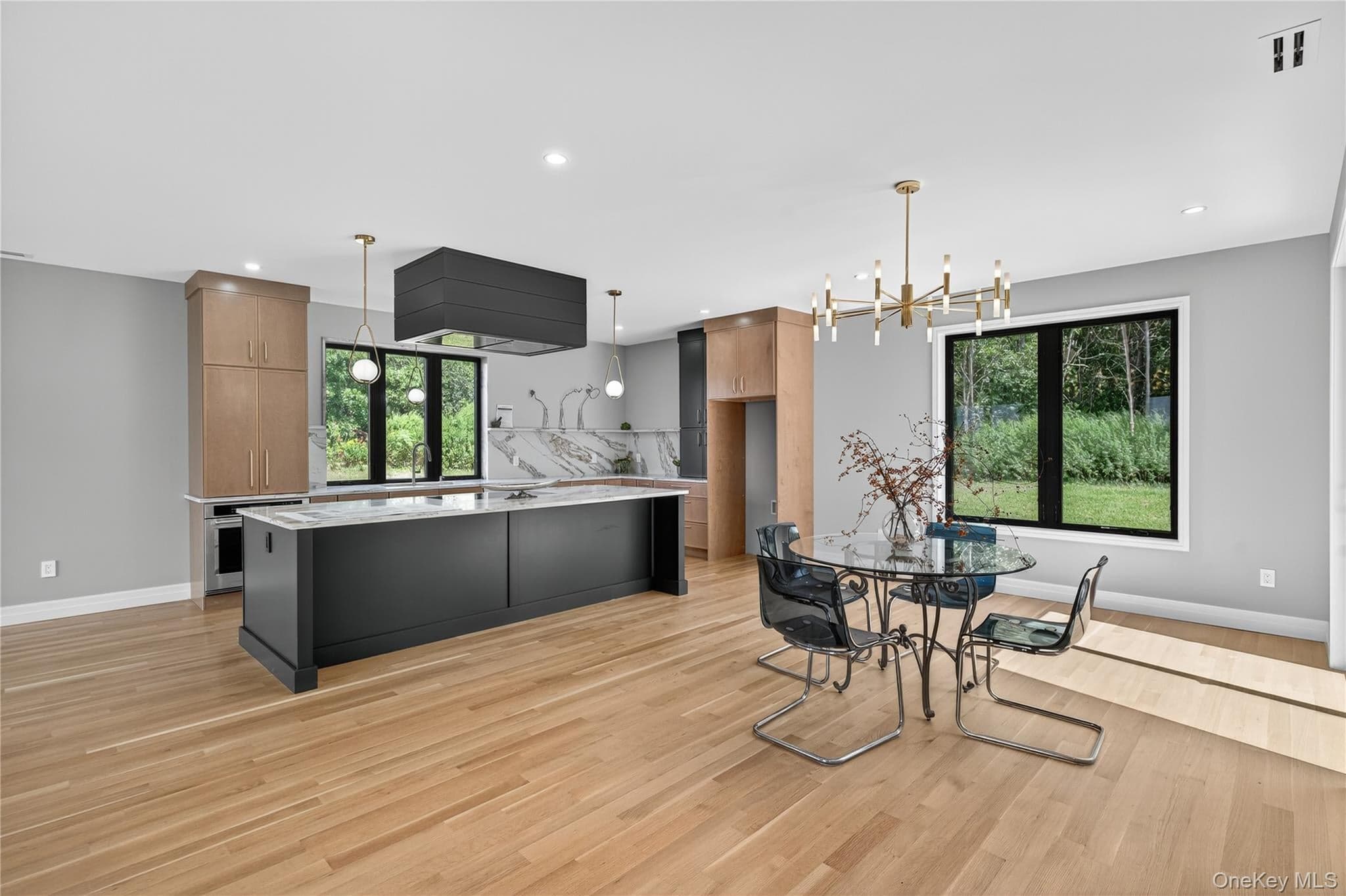 14 Warwick Isle Boulevard thumbnail 9