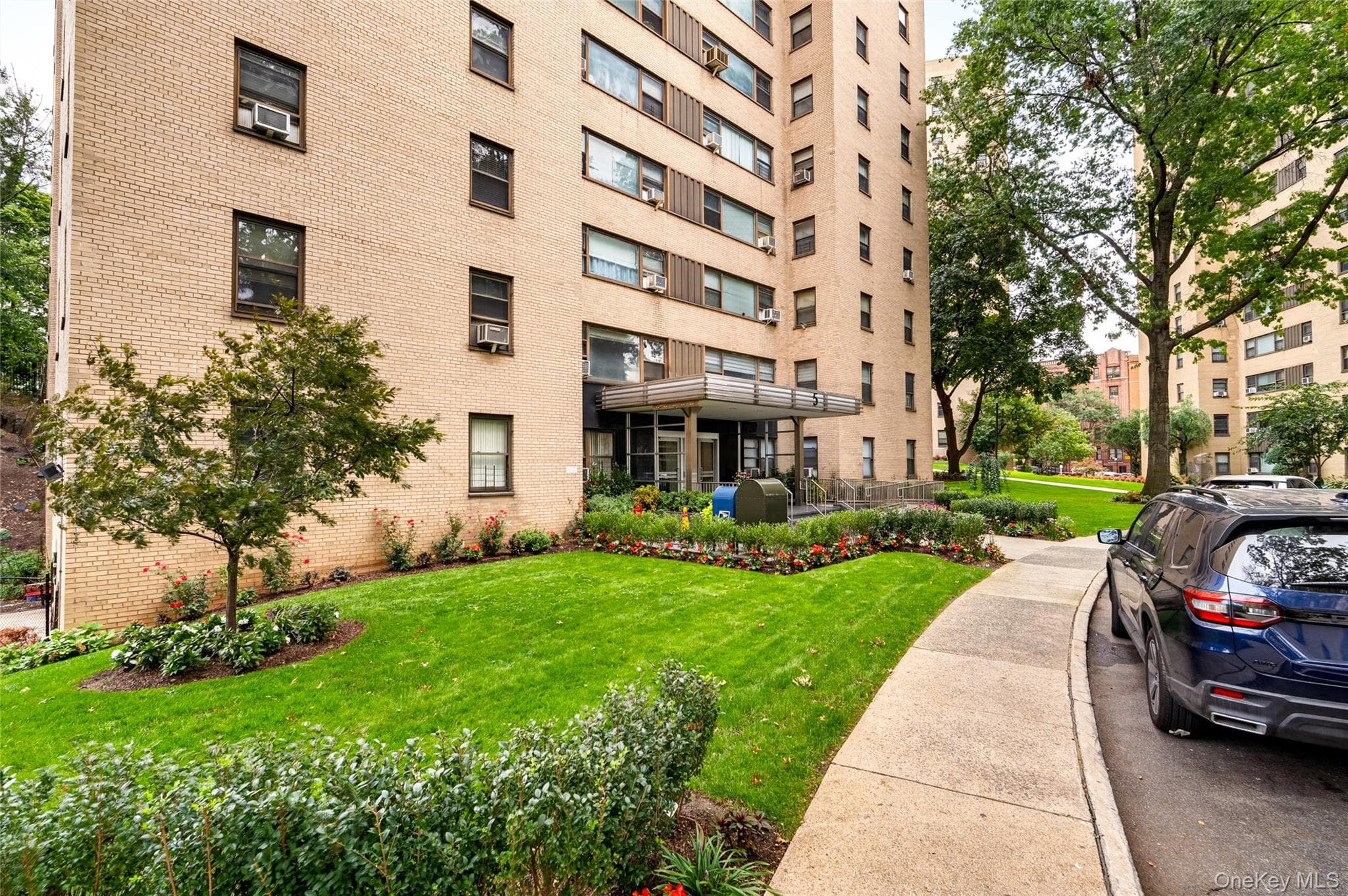 5 Fordham Hill Oval Unit: 16B thumbnail 25