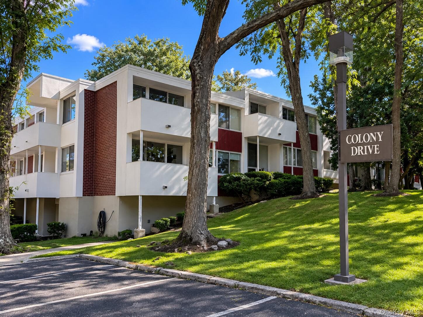 921 Colony Drive thumbnail 25