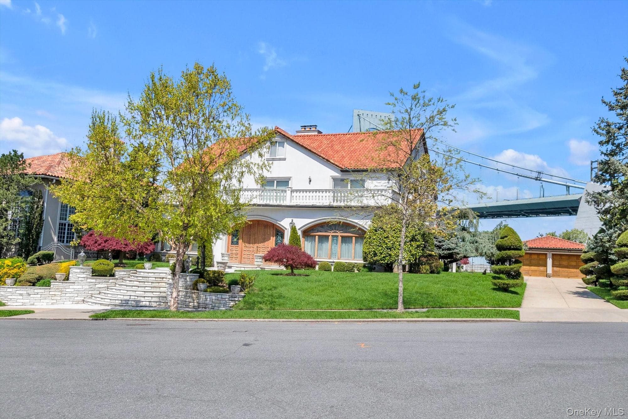 118 Malba Drive thumbnail 36
