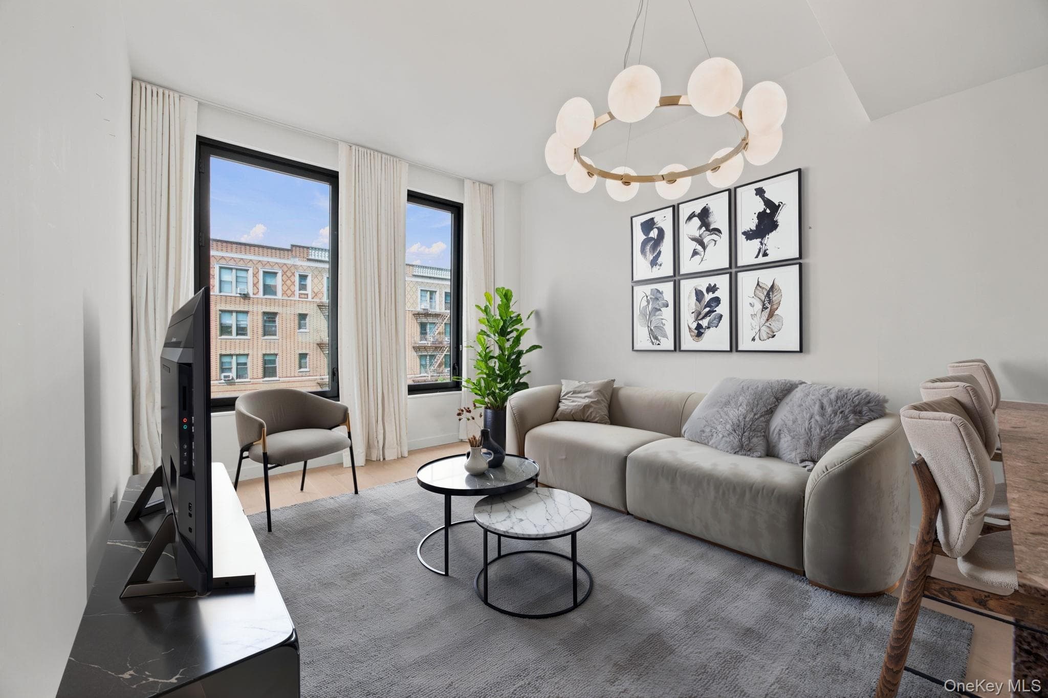 21-21 31st Street Unit: 4J photo 1