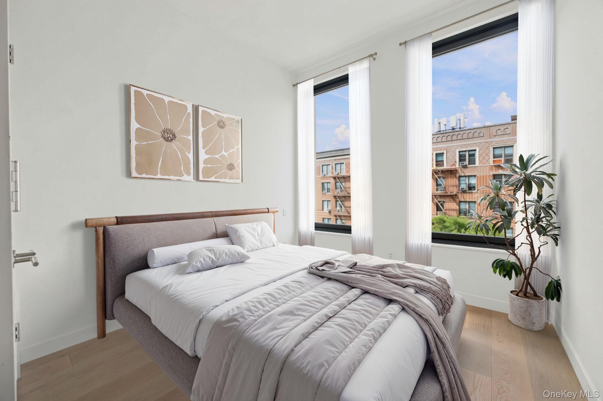 21-21 31st Street Unit: 4J thumbnail 6
