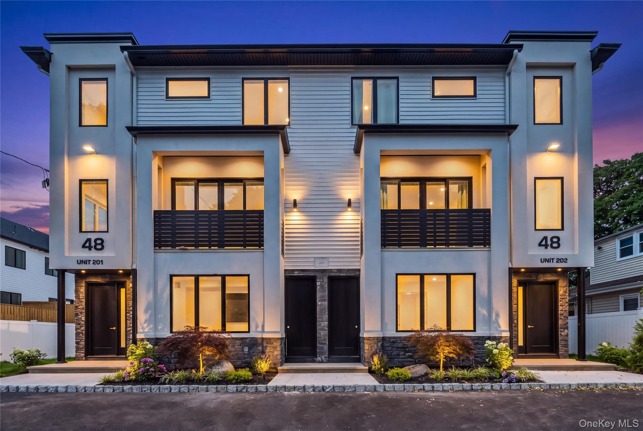 48 Noyes Avenue Unit: 201 photo 1