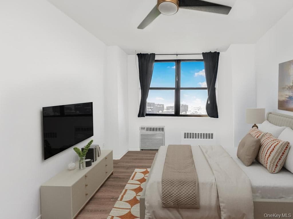 920 Metcalf Avenue Unit: 14J thumbnail 11