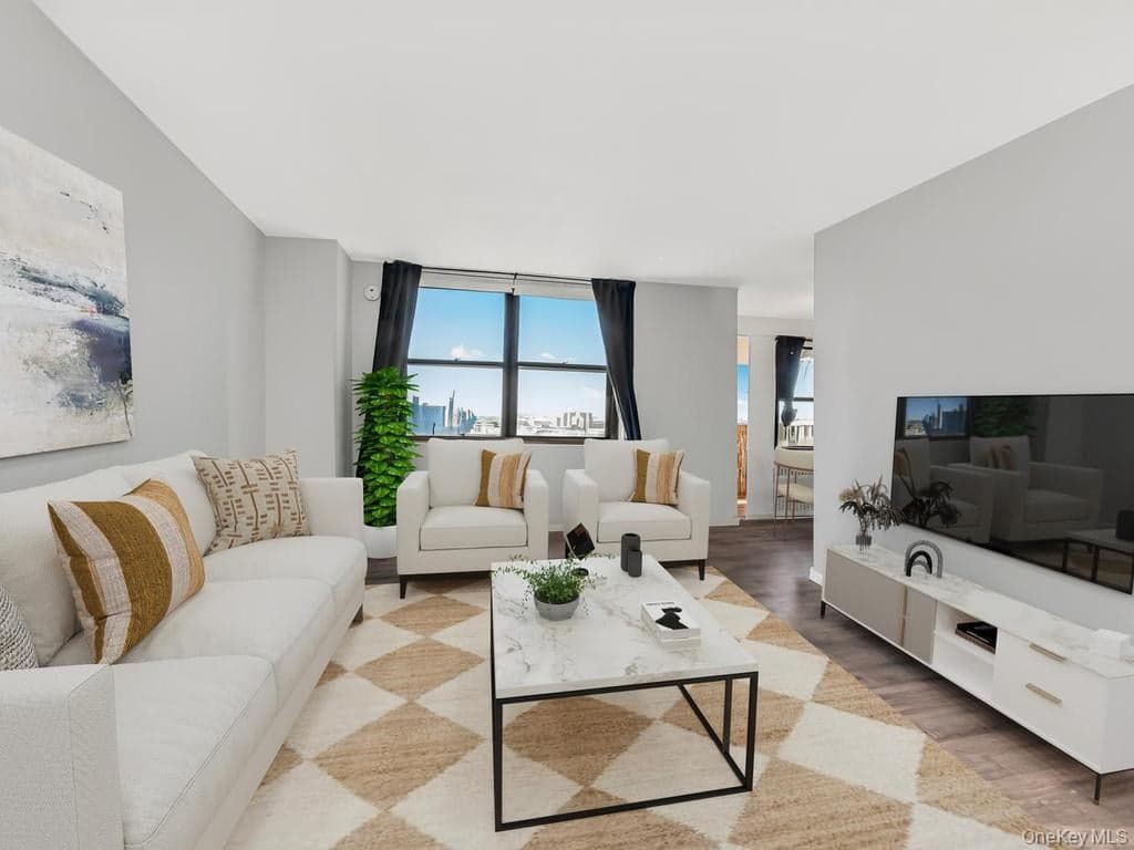 920 Metcalf Avenue Unit: 14J, Bronx