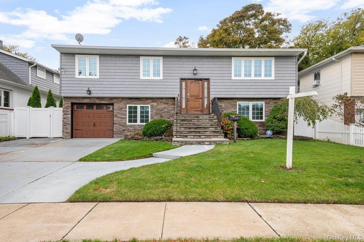 3314 Colony Drive thumbnail 4
