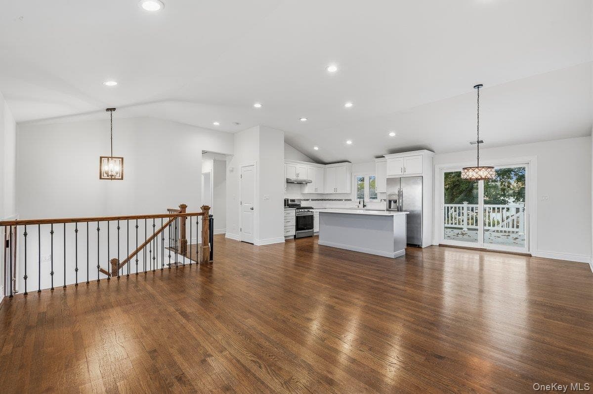 3314 Colony Drive thumbnail 7