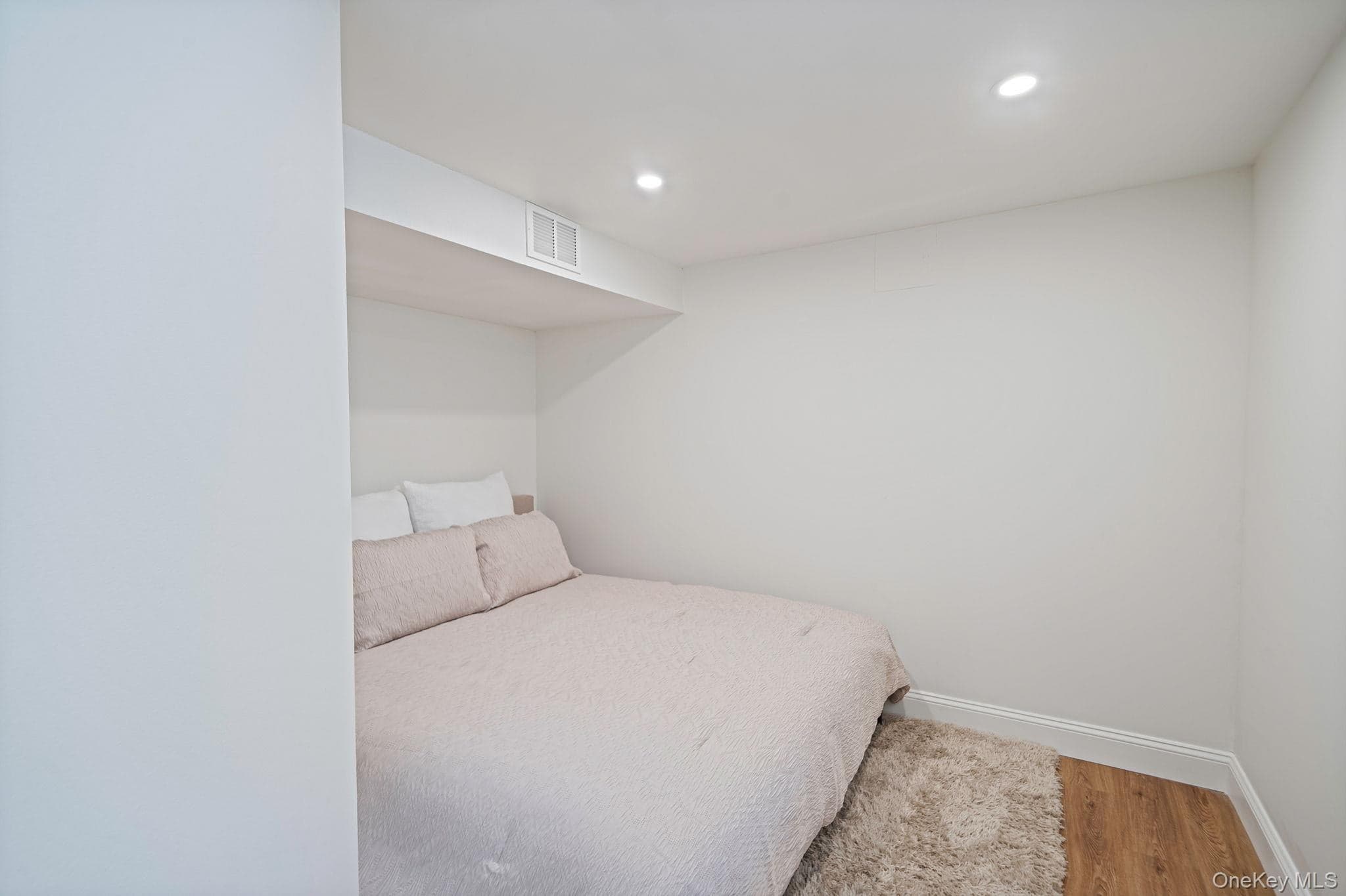 8 Wood Haven Place thumbnail 31