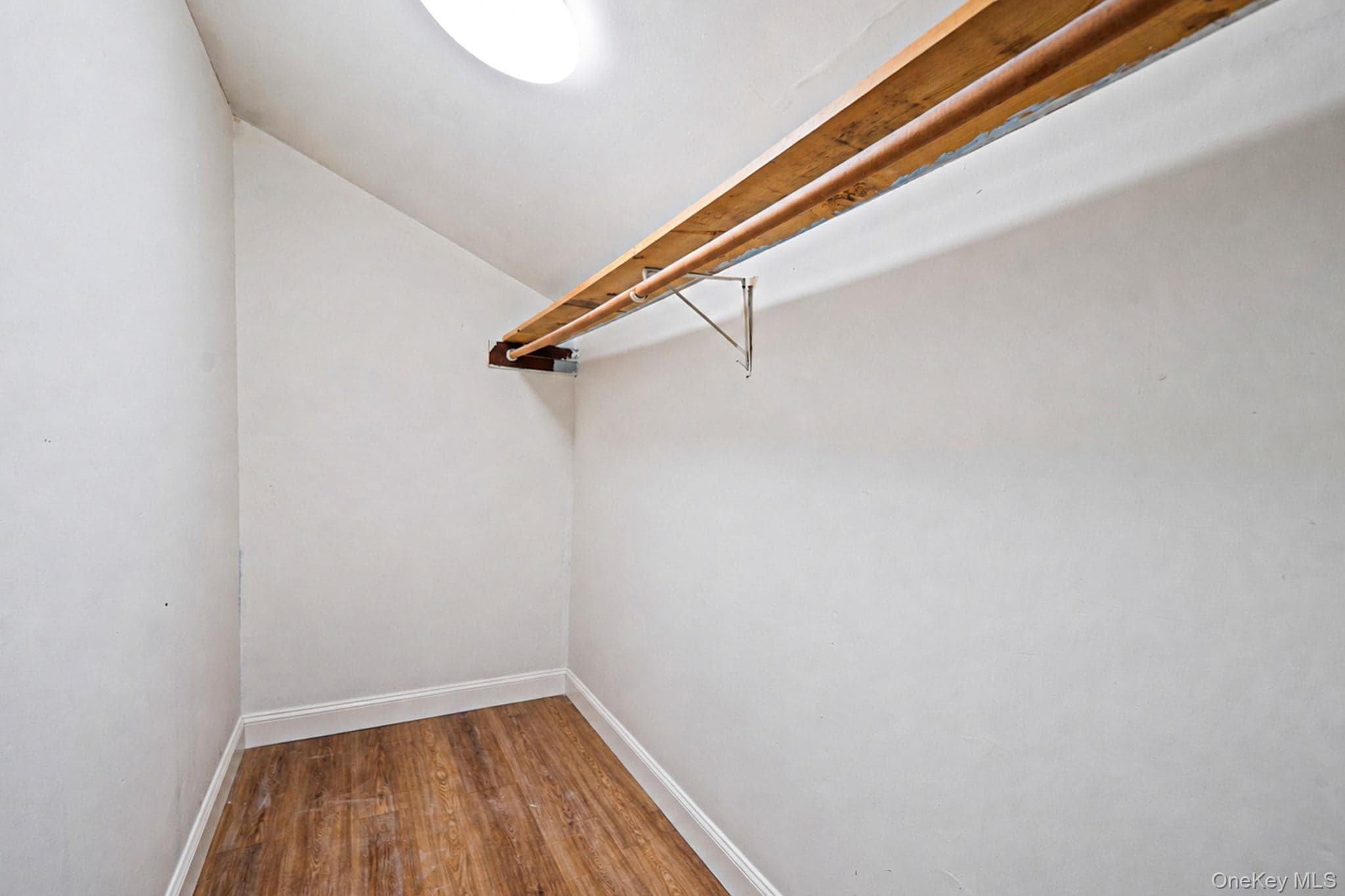 8 Wood Haven Place thumbnail 15