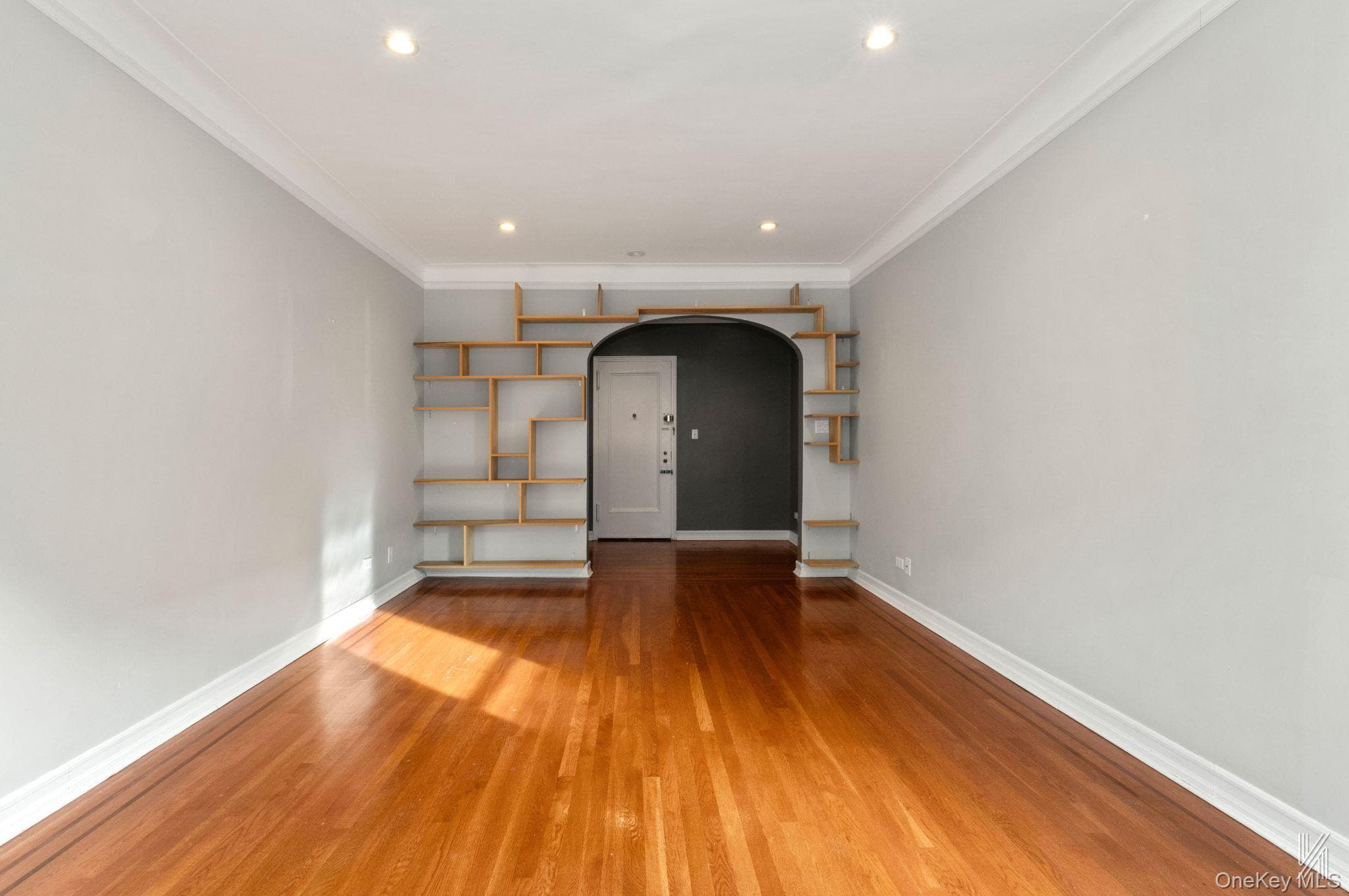 25-40 31st Avenue Unit: 6E thumbnail 2