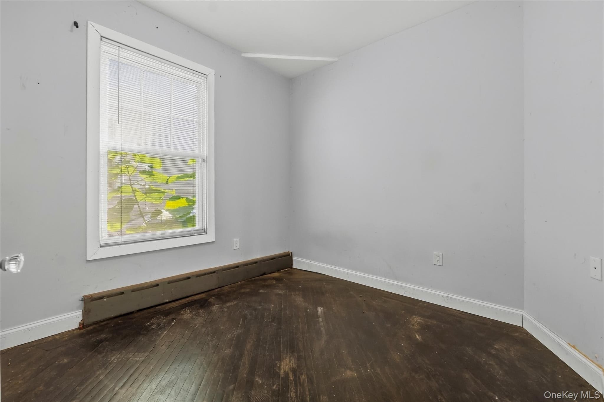 119 E Lincoln Avenue thumbnail 10