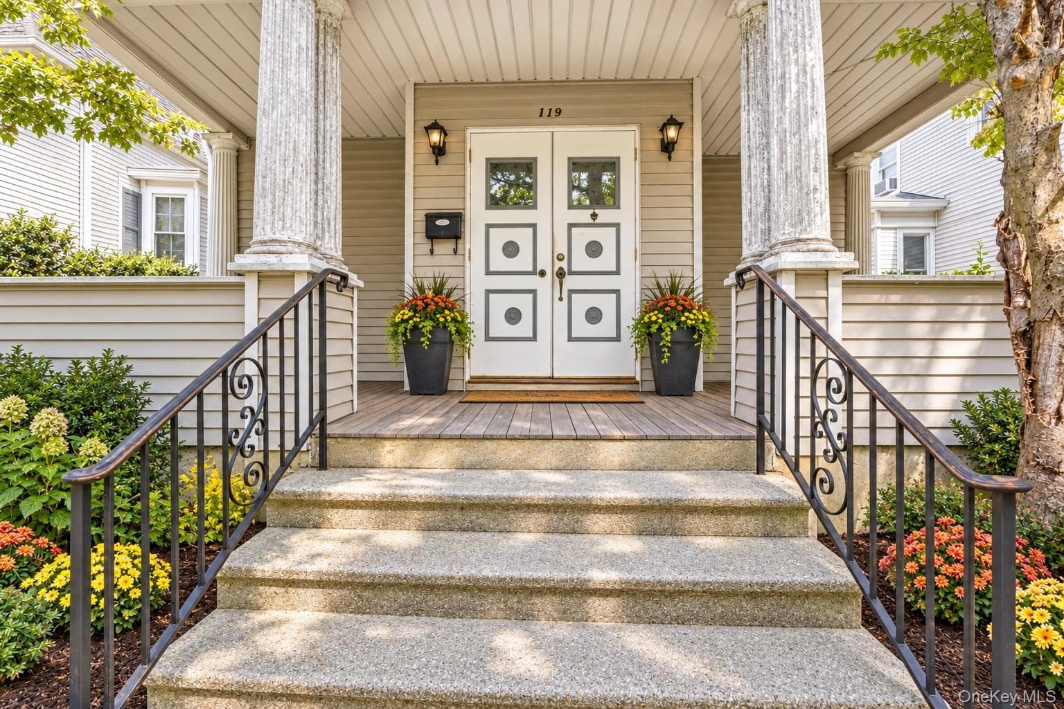 119 E Lincoln Avenue thumbnail 2