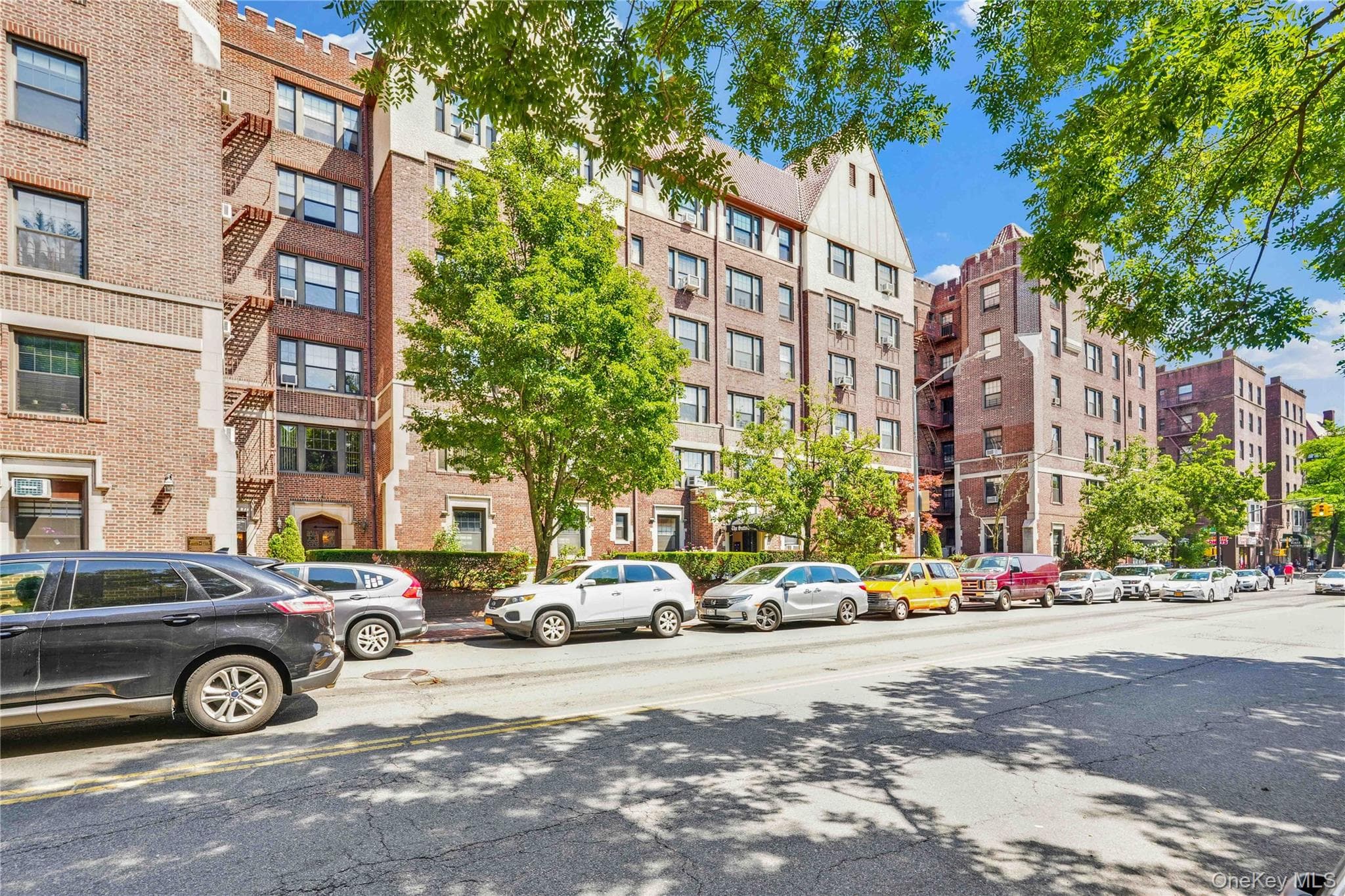 109-14 Ascan Avenue Unit: 5A thumbnail 2