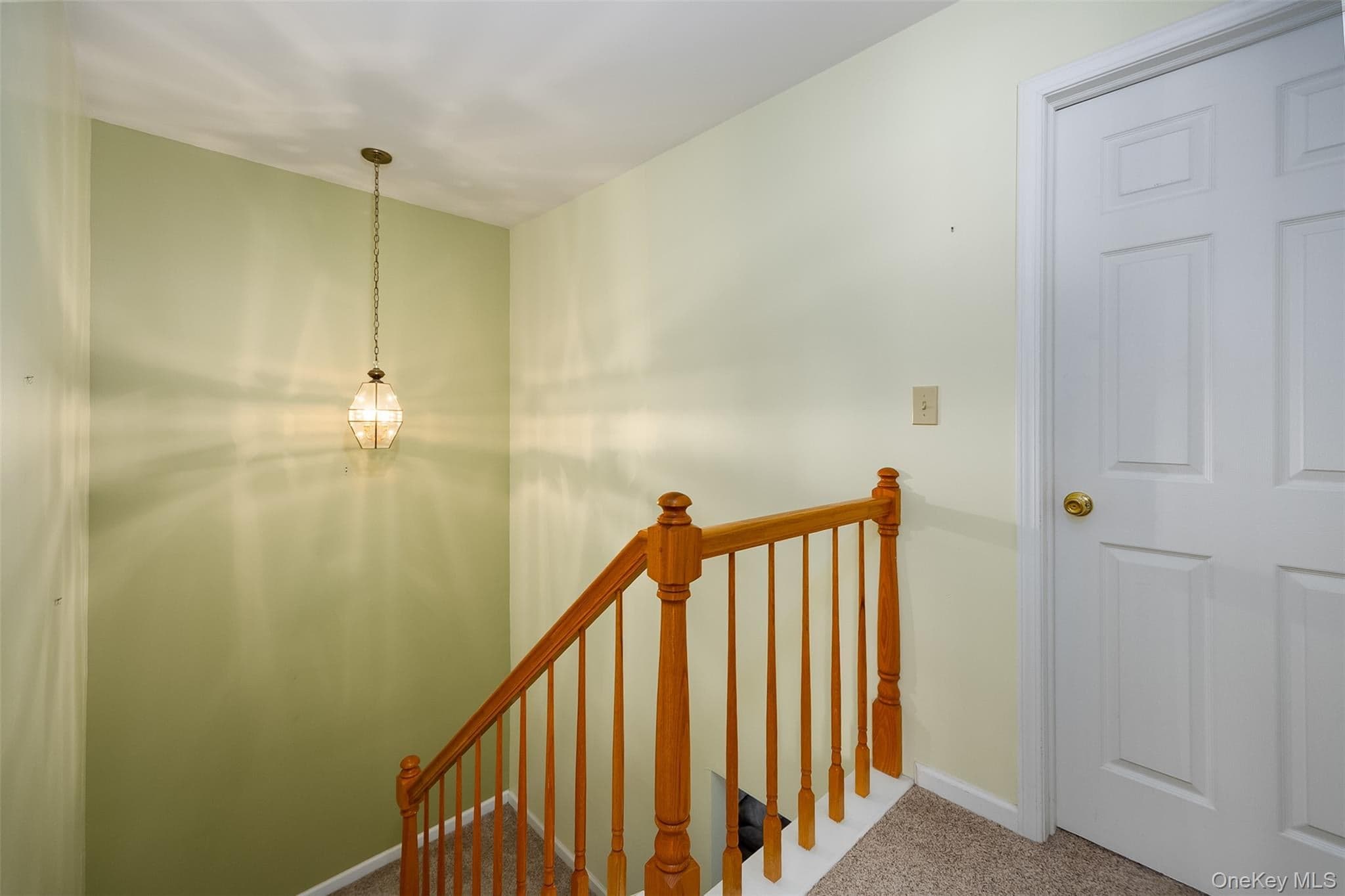 86 Turnberry Court thumbnail 16