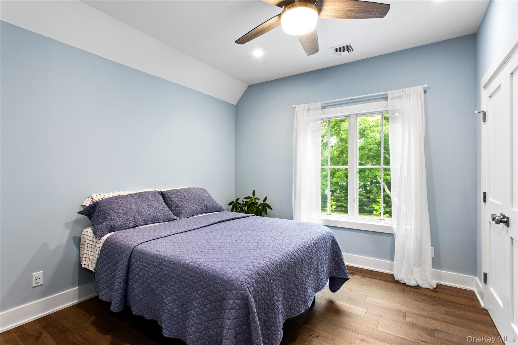 9 Deerland Drive thumbnail 17