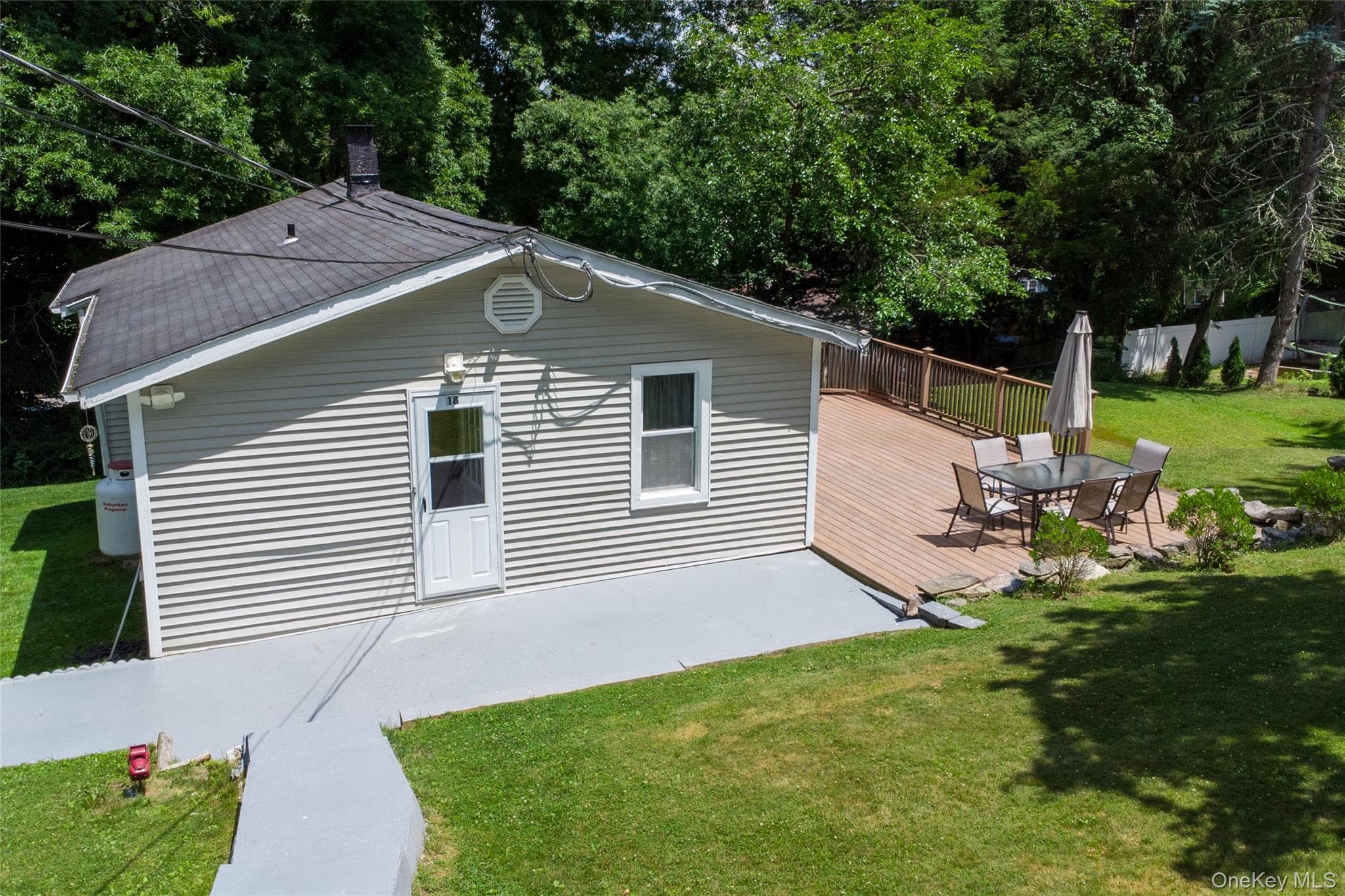 18 Worthington Drive thumbnail 3