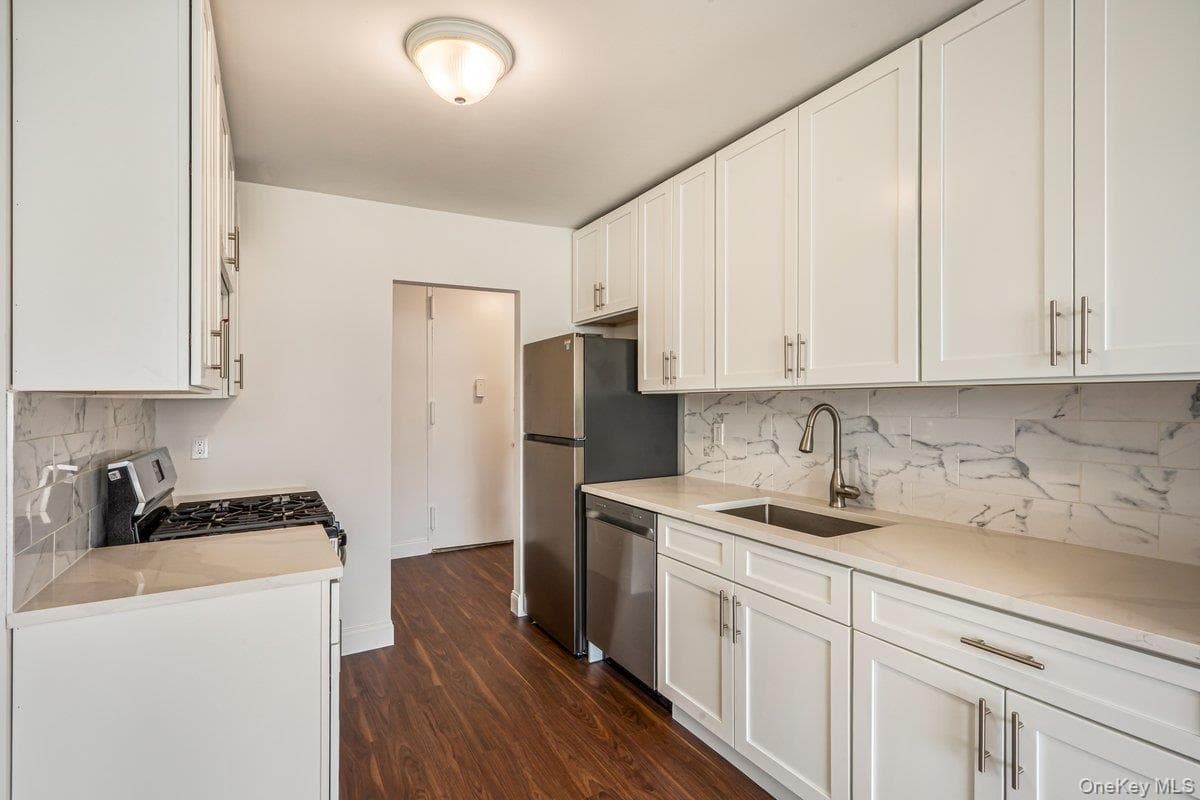 166-25 Powells Cove Boulevard Unit: 6M thumbnail 10