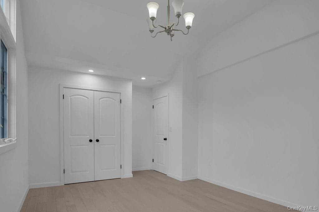 6 Burbury Lane thumbnail 10