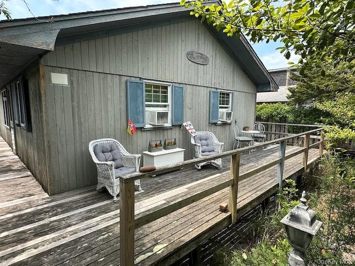 200 Surf Walk, Cherry Grove