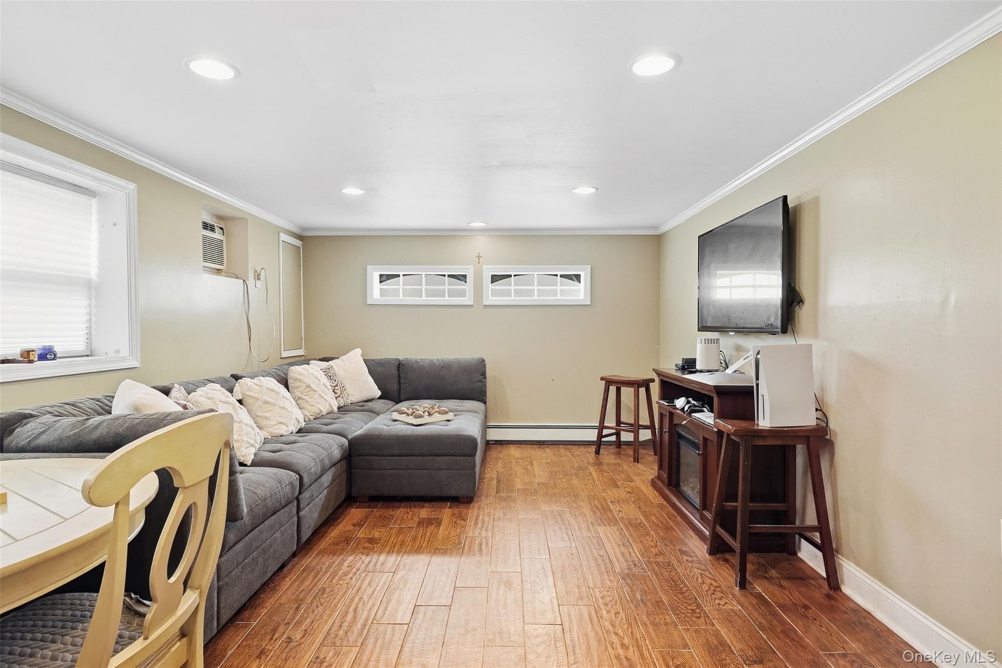208 Island Parkway thumbnail 19