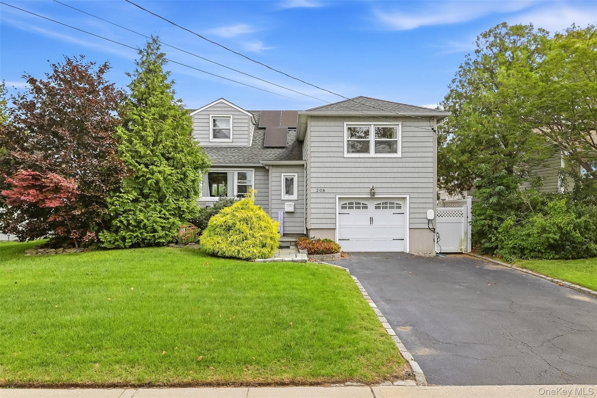 208 Island Parkway, Island Park