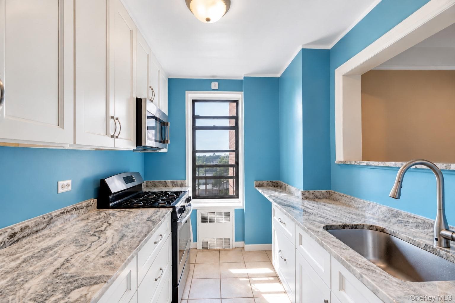 285 E 35th Street Unit: 6D thumbnail 3