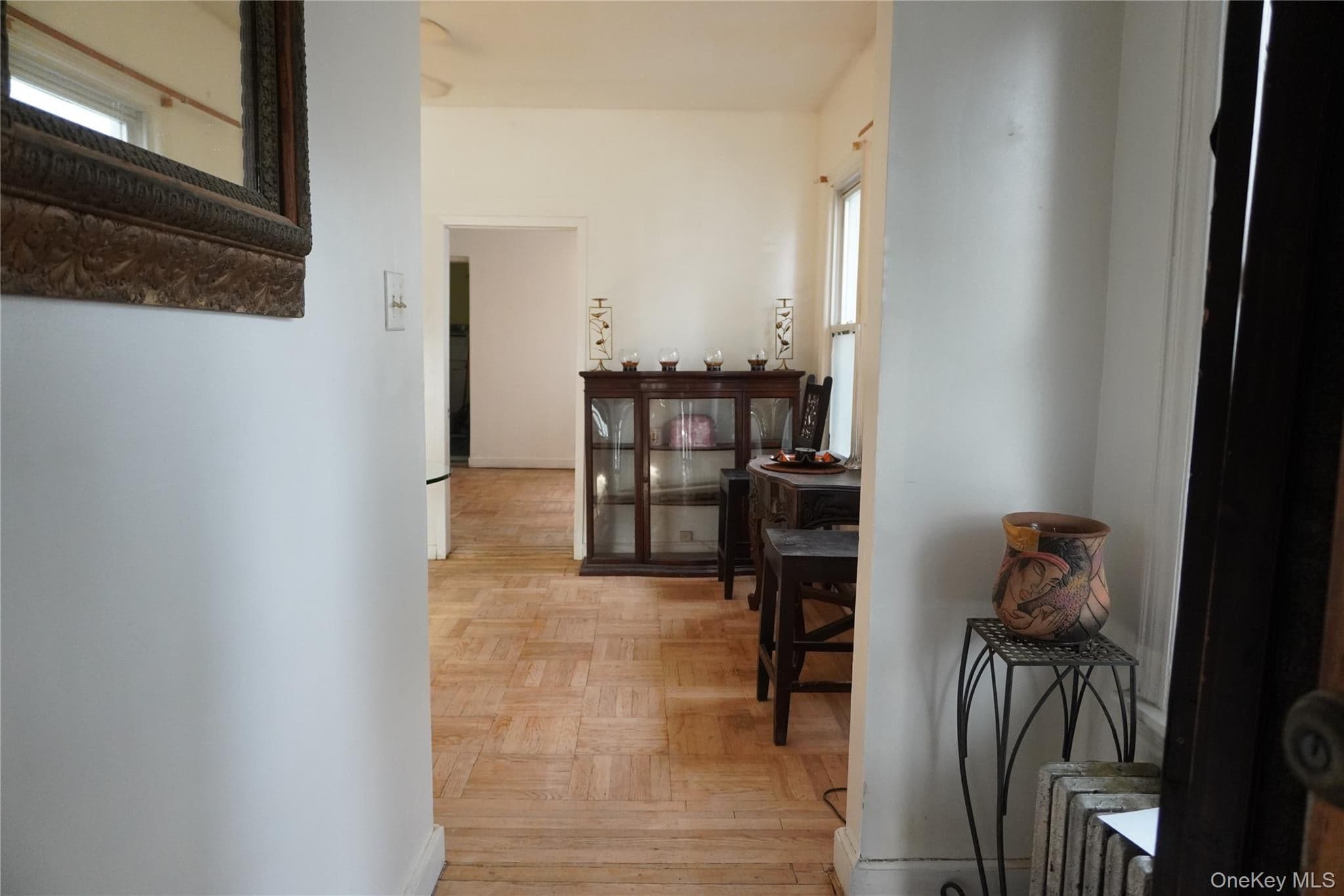 4350 Grace Avenue thumbnail 3