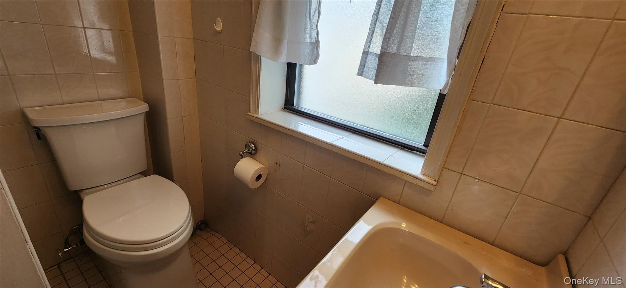 1522 Lurting Avenue thumbnail 13