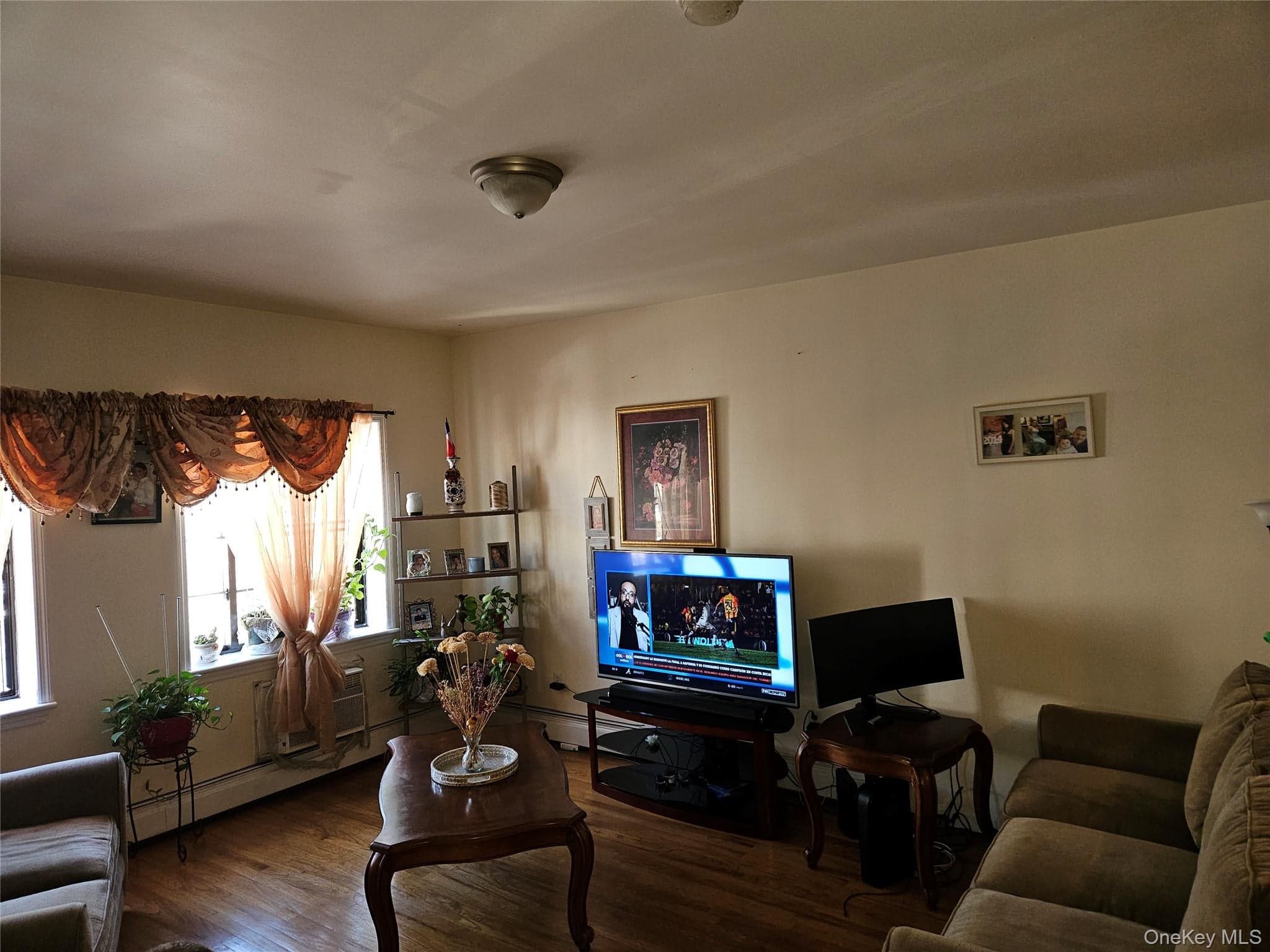 1297 Clay Avenue thumbnail 3