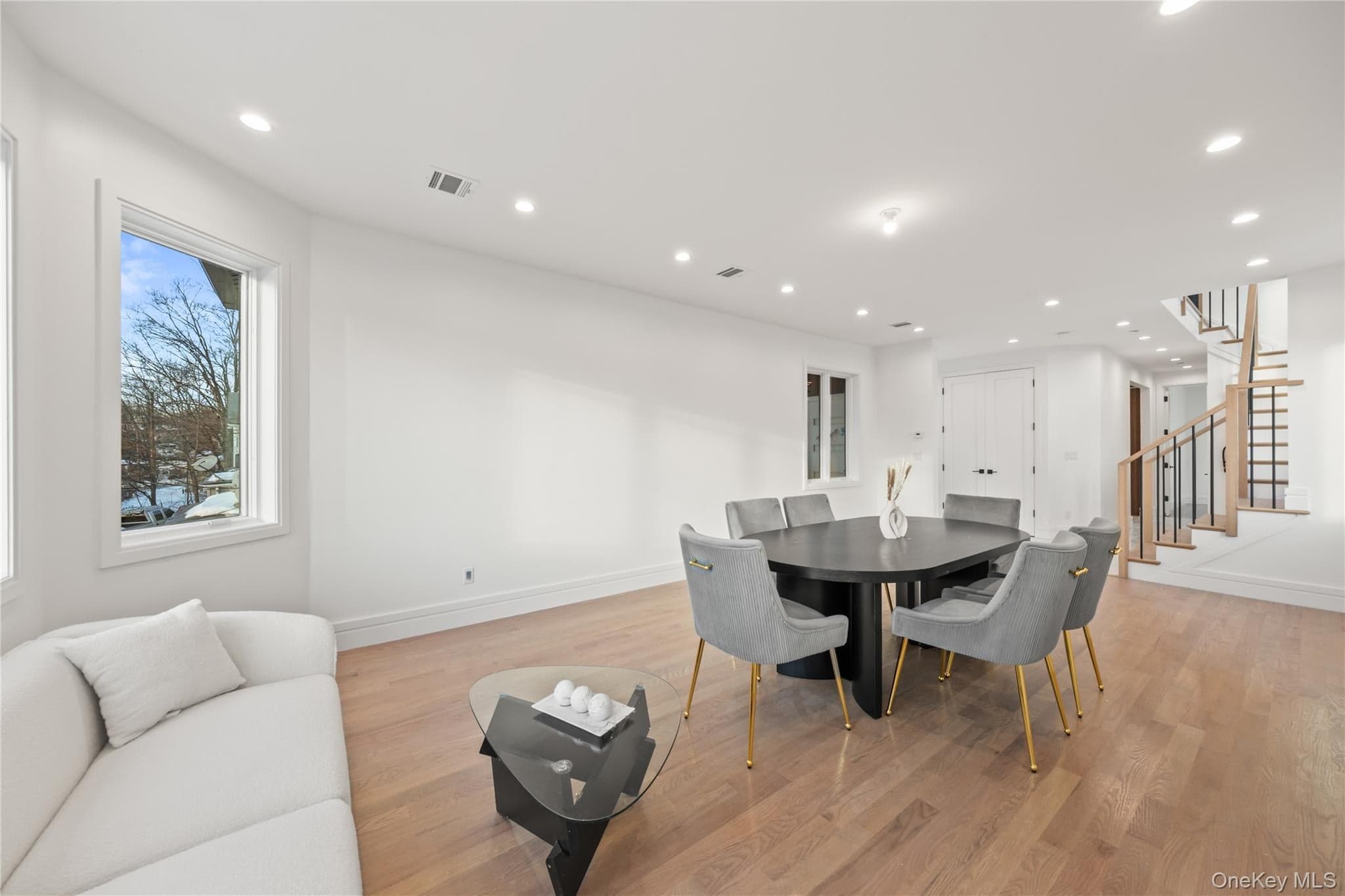 8 Memorial Park Drive Unit: 202 thumbnail 8