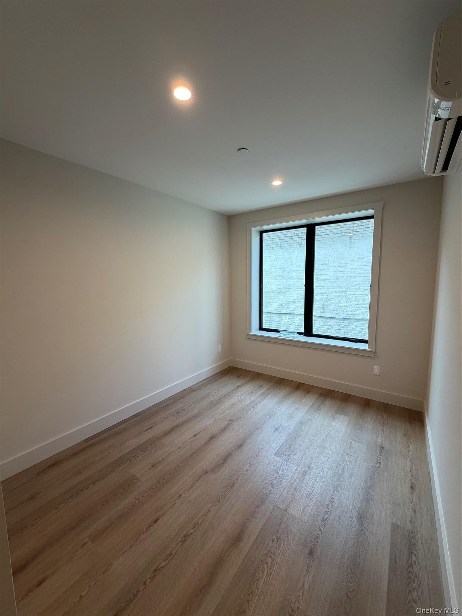 8322 24th Avenue Unit: 2B thumbnail 8