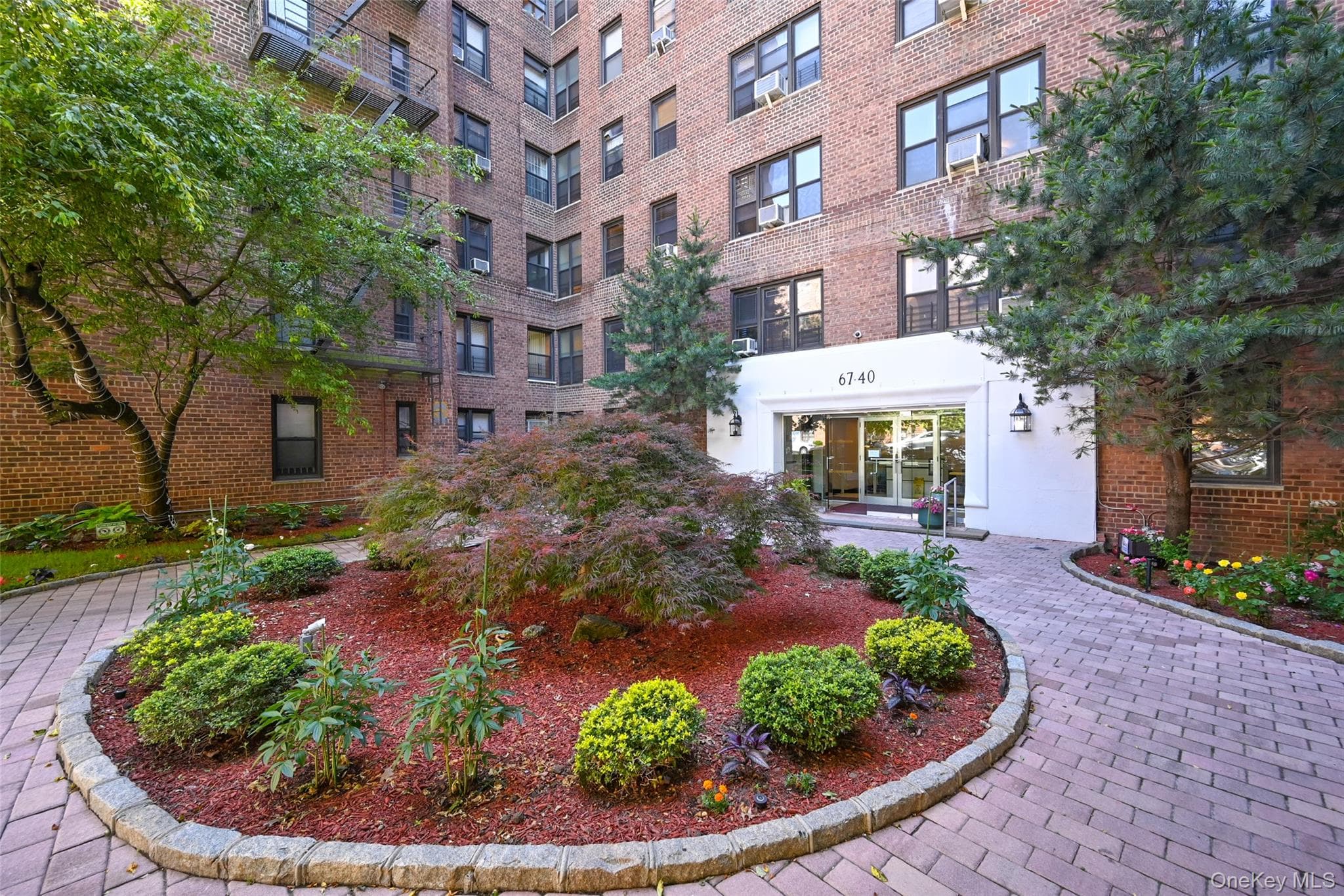 67-40 Yellowstone Boulevard Unit: 4M, Forest Hills