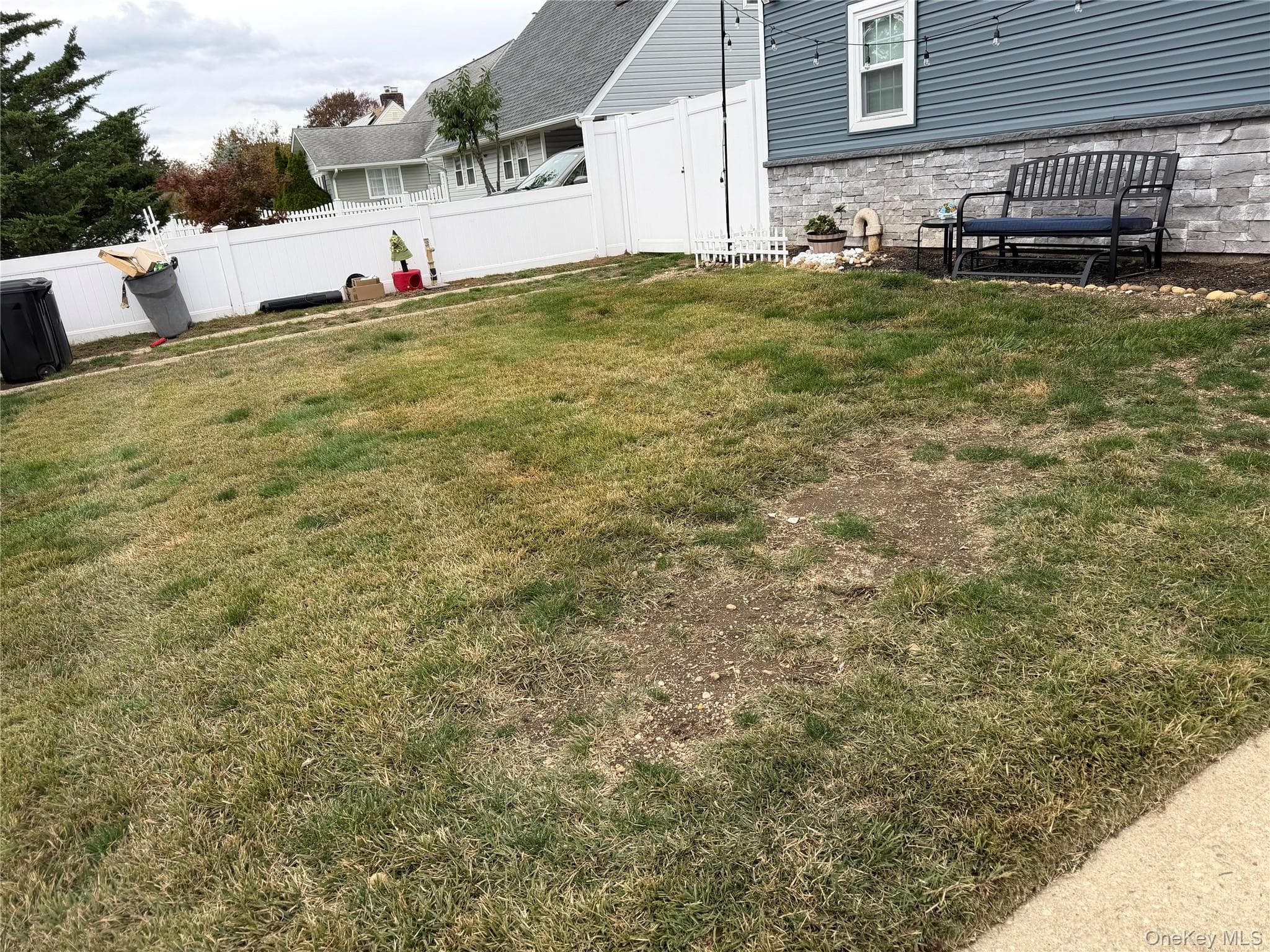 2475 Putnam Drive thumbnail 3