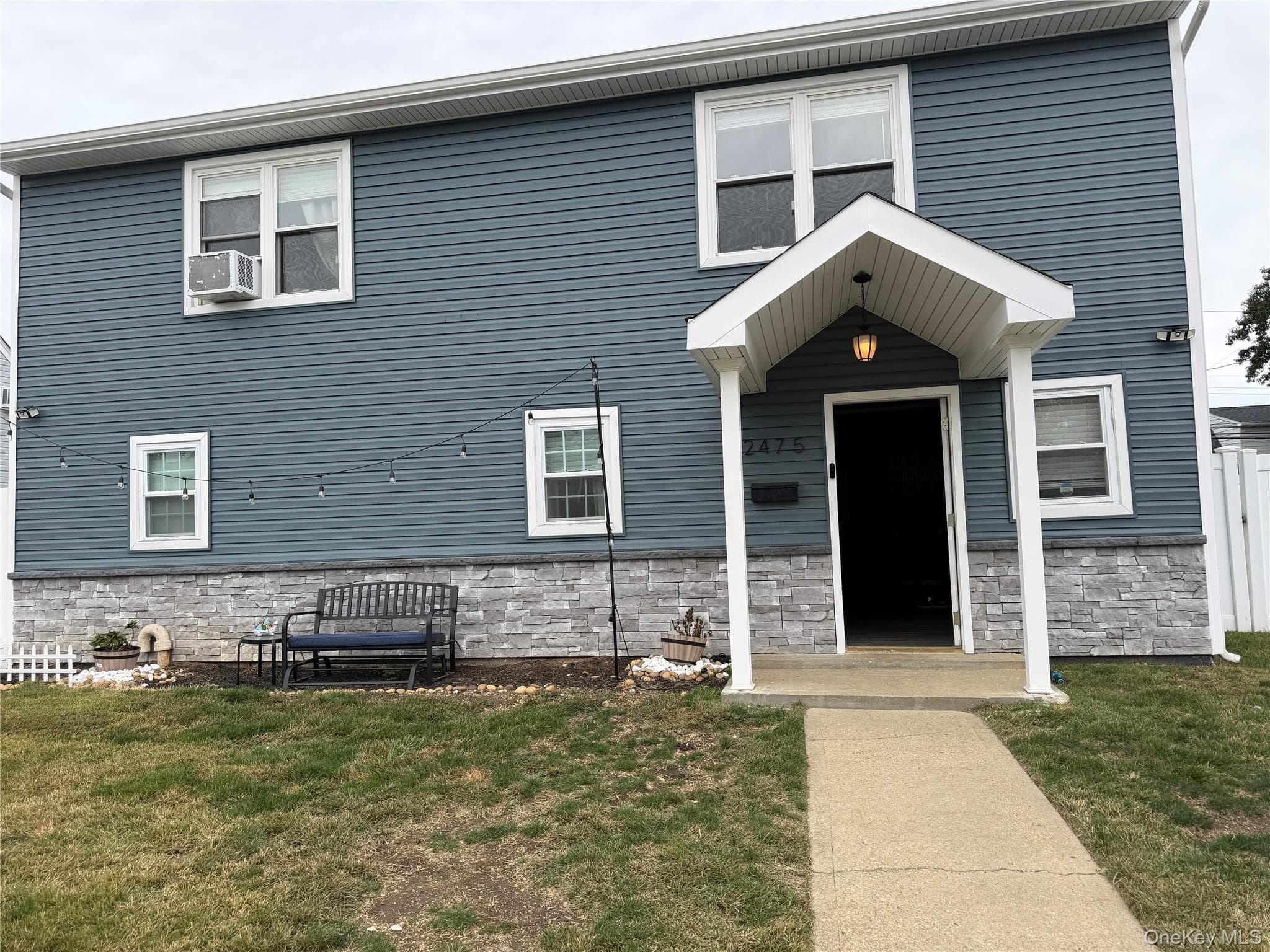 2475 Putnam Drive thumbnail 2